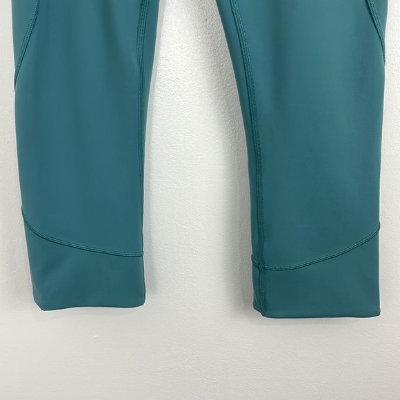 Lululemon In Movement Crop in Pacific Breeze - Picture 5 of 9